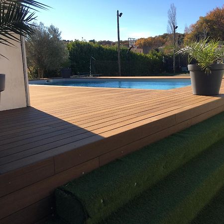 Apartamento Mas Jasmin Rochefort-du-Gard Exterior foto